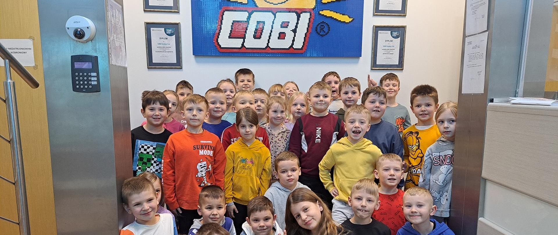 Wycieczka do fabryki klocków COBI