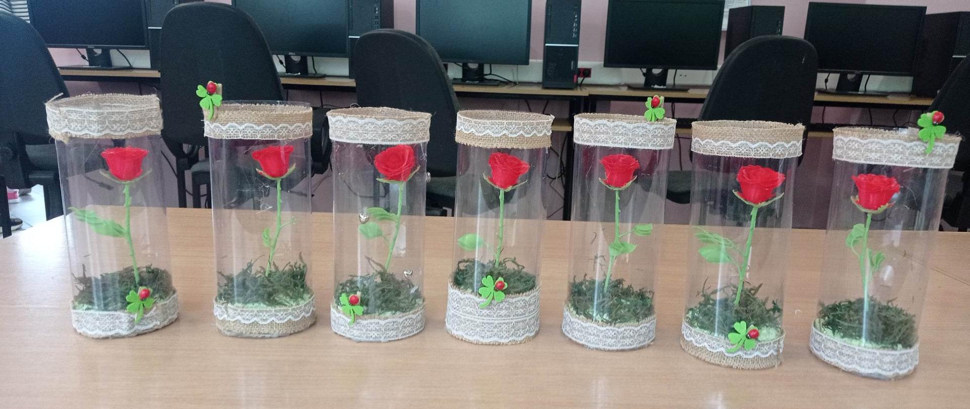 "Róża w szkle" - praca techniczna z wykorzystaniem druku 3 d
