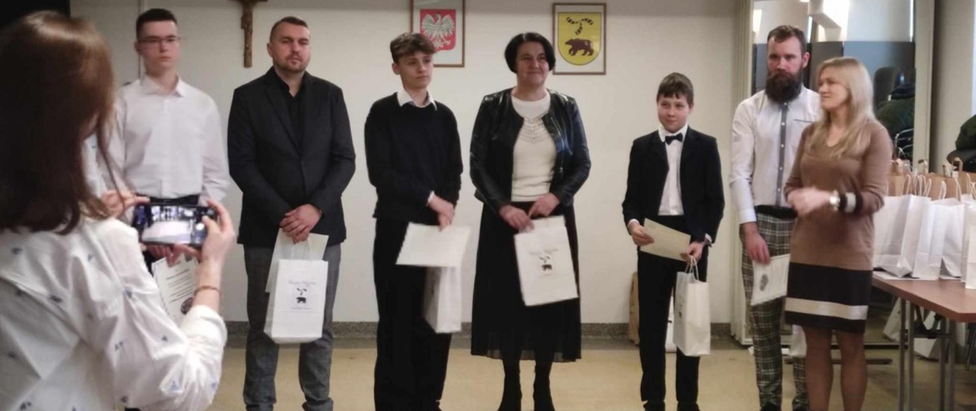 Rozdanie nagród i dyplomów finalistom konkursu historycznego 