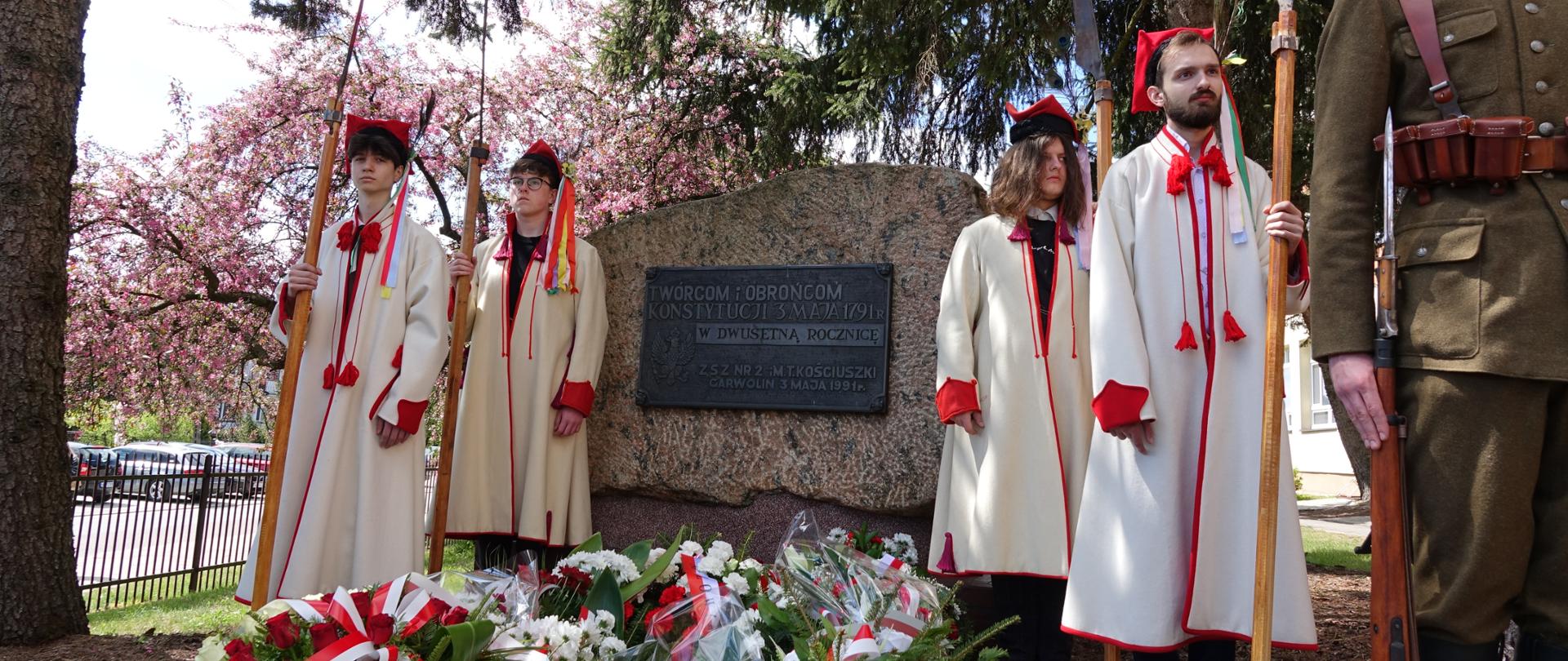 Fot. 1 Powiatowo-miejskie obchody 232. rocznicy Uchwalenia Konstytucji Trzeciego Maja