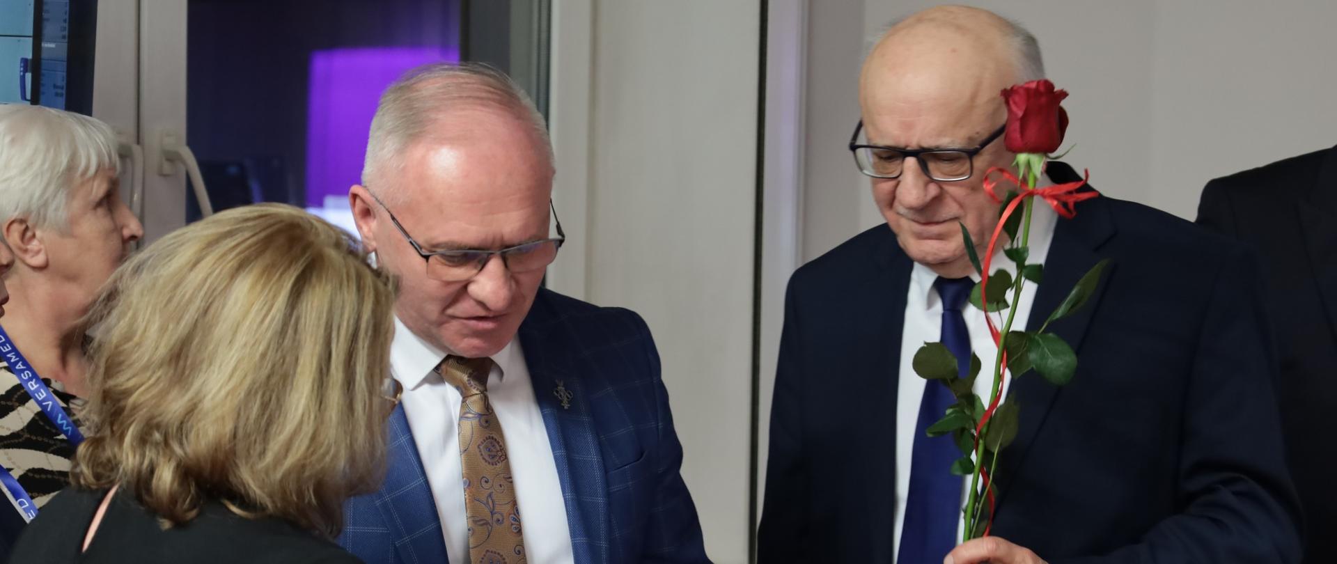 Podziękowania pracownikom Oddziału