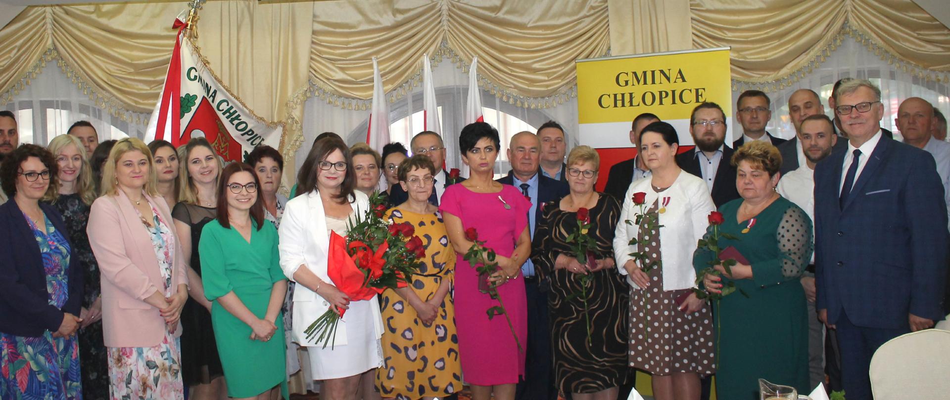 W dniu 27 maja 2022 roku odbyła się uroczystość wręczenia odznaczeń państwowych pracownikom Urzędu Gminy Chłopice. 