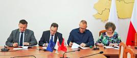Podpisanie umowy na realizację zadania pn. „Przebudowa drogi powiatowej nr 3921W na odcinku Mołożew-Wieś - Skrzeszew”.