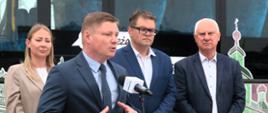 Przy głosie Wicemarszałek Marek Malinowski - konferencja inaugurująca otwarcie linii 