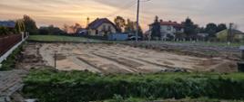 Trwają prace związane z budową parkingu przy Kościele Parafialnym w Brzozówce.