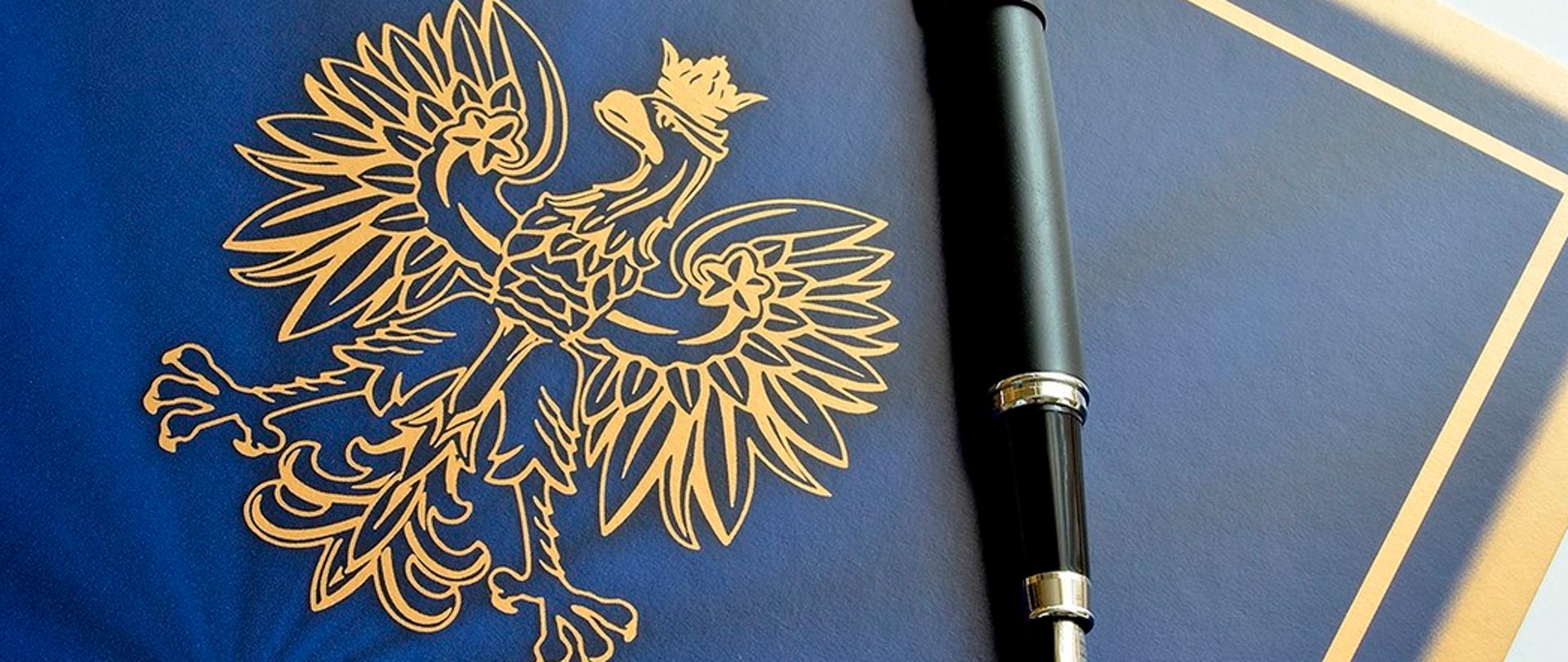 Absolwenci z powiatu koneckiego z bardzo dobrą zdawalnością egzaminu maturalnego 
