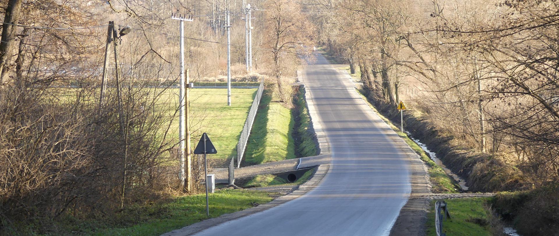 Oddanie do użytku drogi powiatowej Dębowiec- Zarzecze