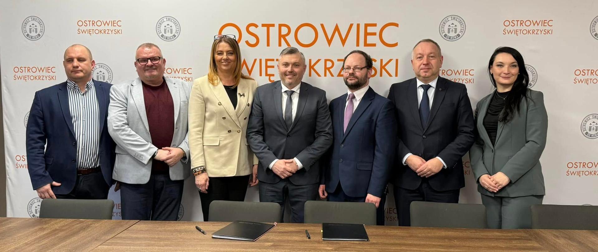 Powiat Ostrowiecki aktywnie wspiera ekonomię społeczną w regionie