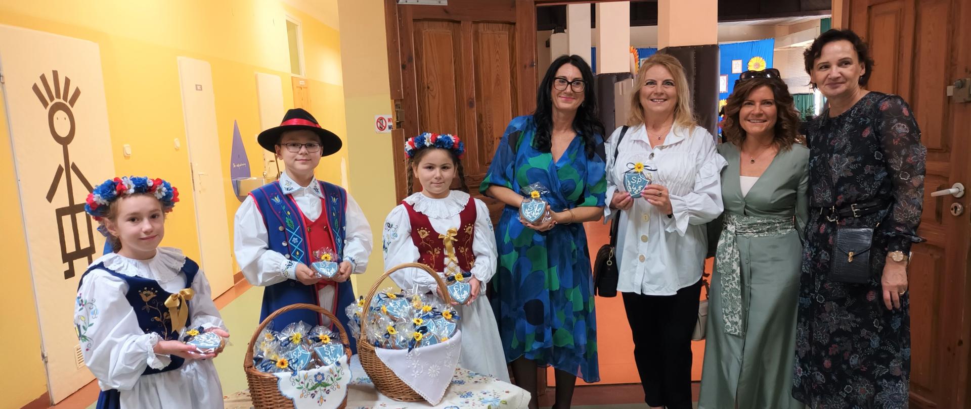 Miejskie obchody Dnia Edukacji Narodowej w Rumi w SP nr 4 (fotorelacja)