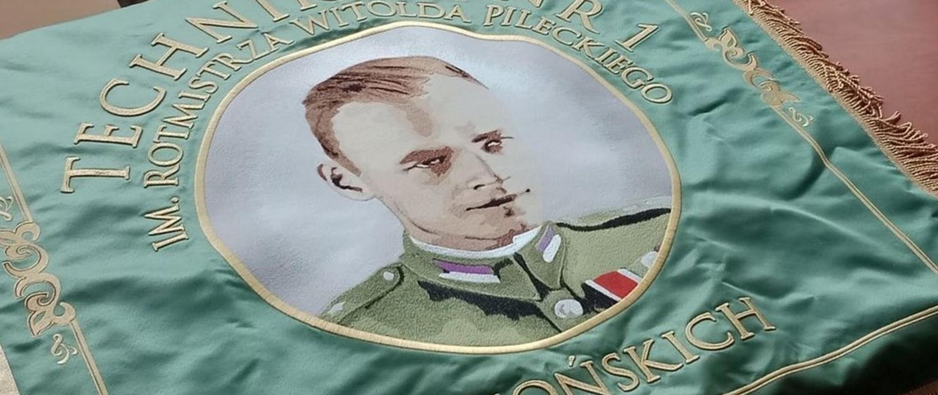 Sztandar już jest, ale uroczystość dopiero jesienią