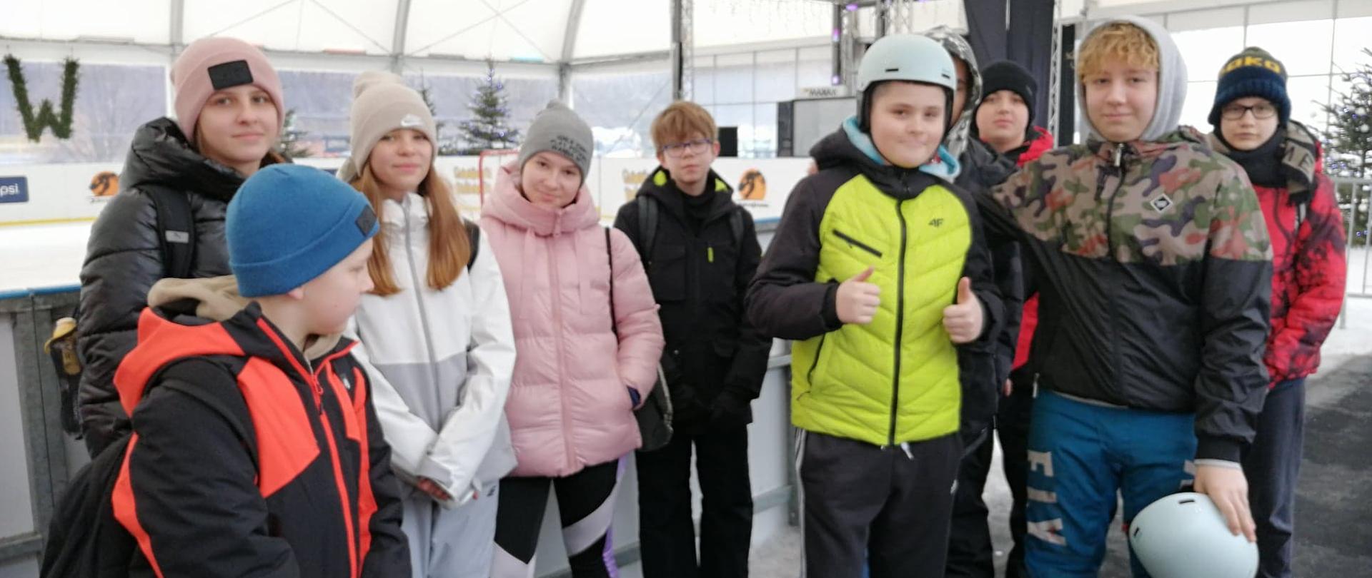ŚNIEGOWISKU Z RADIEM OSTROWIEC