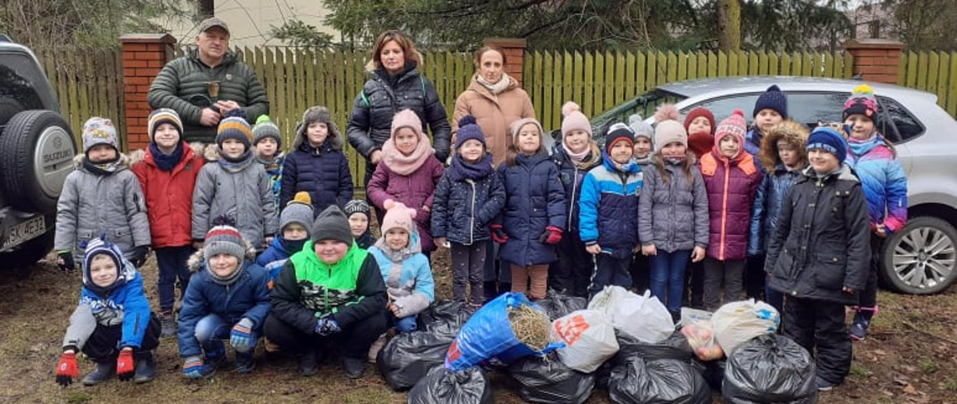 Dokarmiamy zwierzęta leśne 