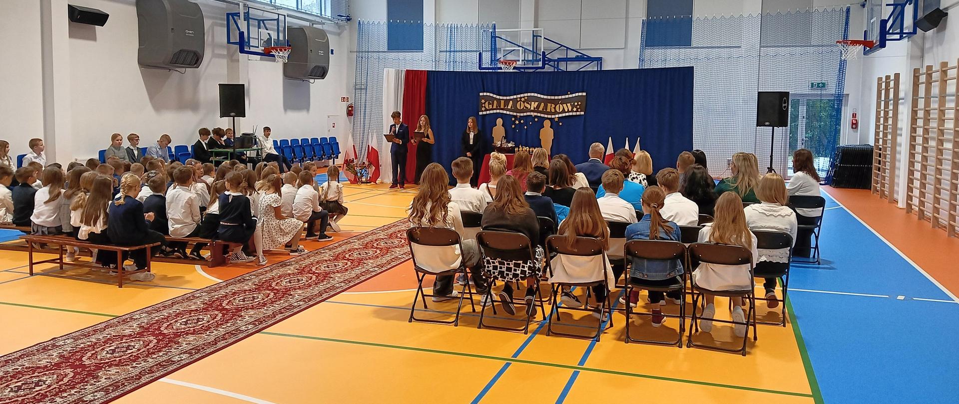 Apel z okazji Dnia Edukacji Narodowej.