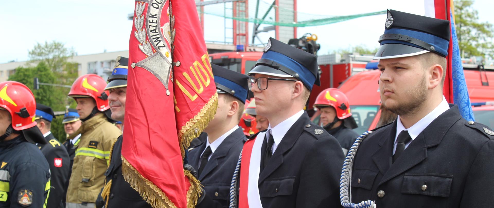Świętowali Dzień Strażaka i 30-lecie Państwowej Straży Pożarnej
