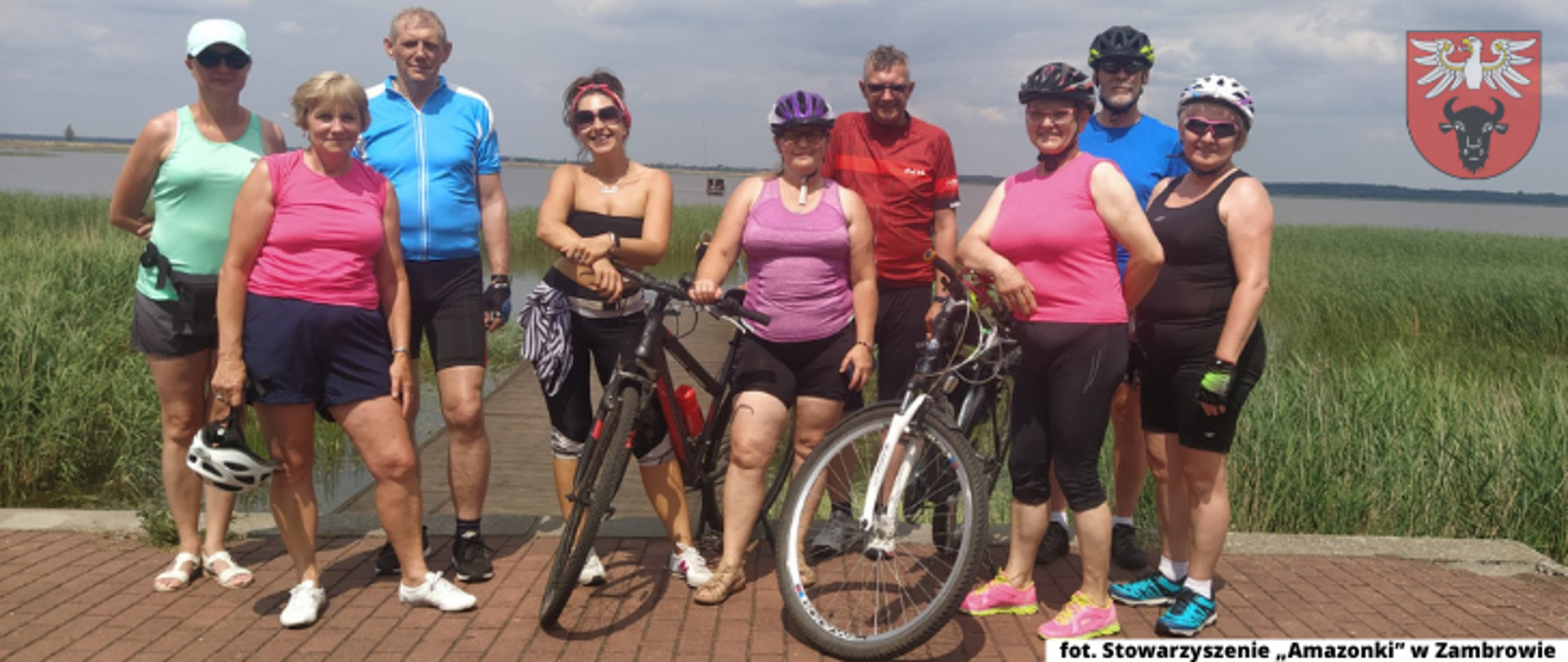 Na fotografii znajdują się uczestnicy Onko Rajdu Rowerowego